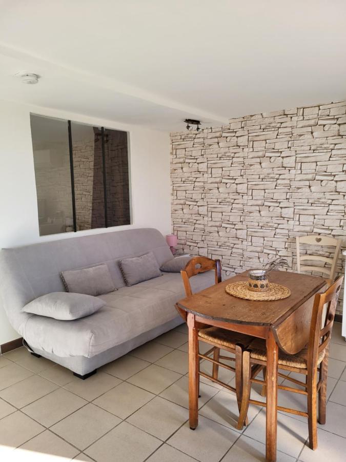 Chambre d hôtes AU CŒUR DES OLIVIERS Marselha Exterior foto